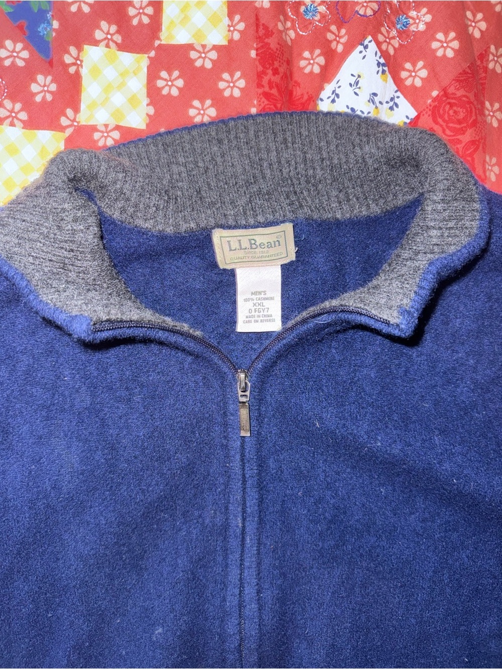L.L. Bean Men's Cashmere Navy and Gray Zip-Up Sweater Jacket